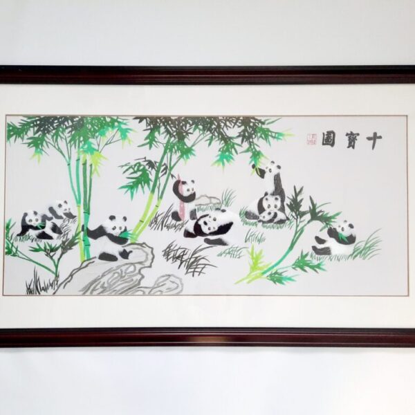 Pandas and Bamboo 十寶圖