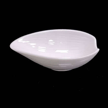 Leaf Saucer Dish (14cm / 5.5") (24pcs/ctn) @ ?0.82 + vat each - Image 2