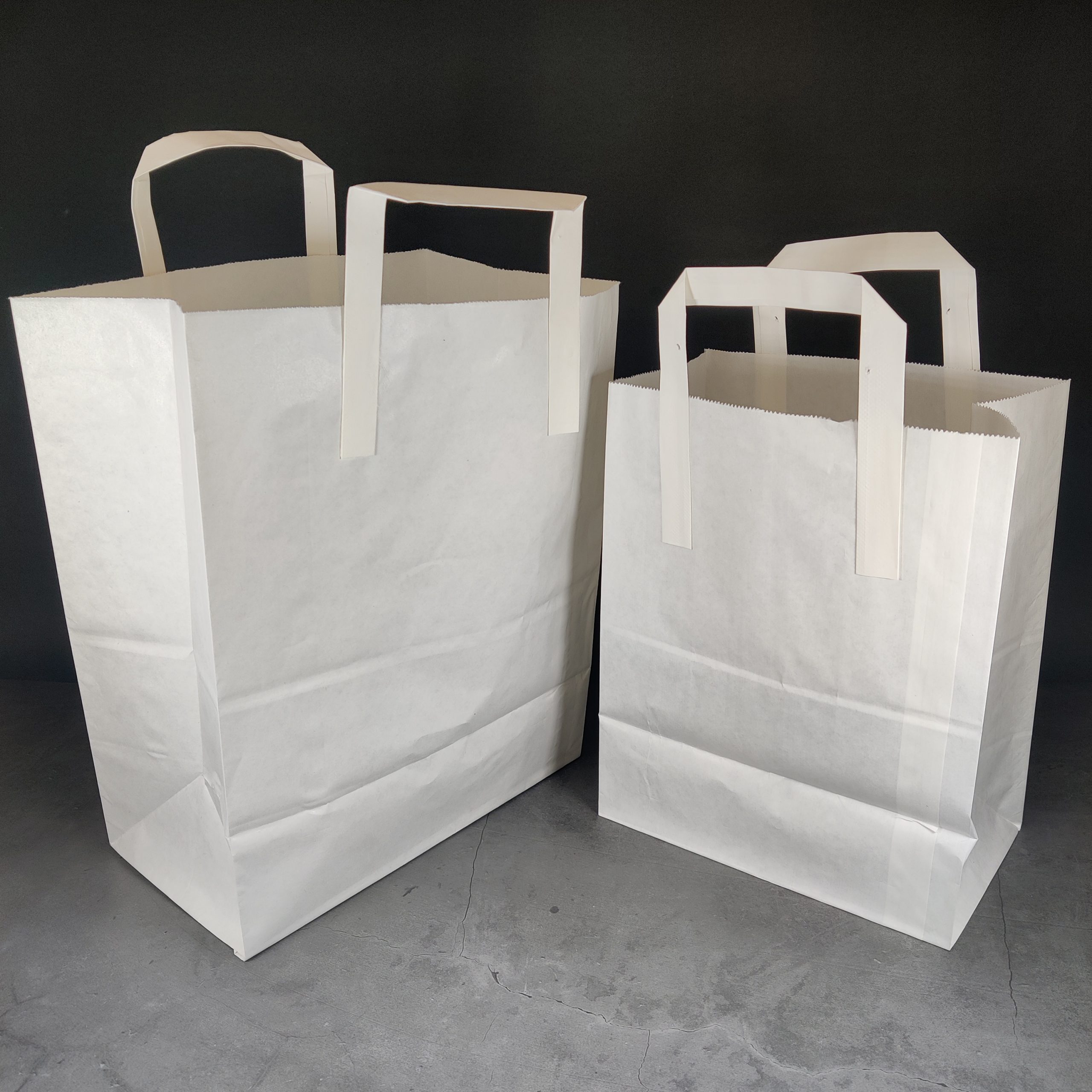 White Kraft Paper Takeaway Carrier Bags (L) (250pcs) @ 8.2p + vat each - Image 4